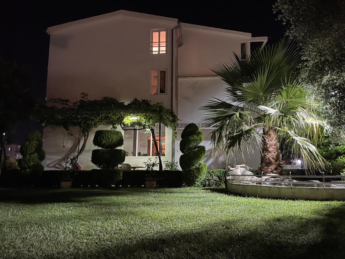 Apartaments Queen Ulcinj Exterior photo